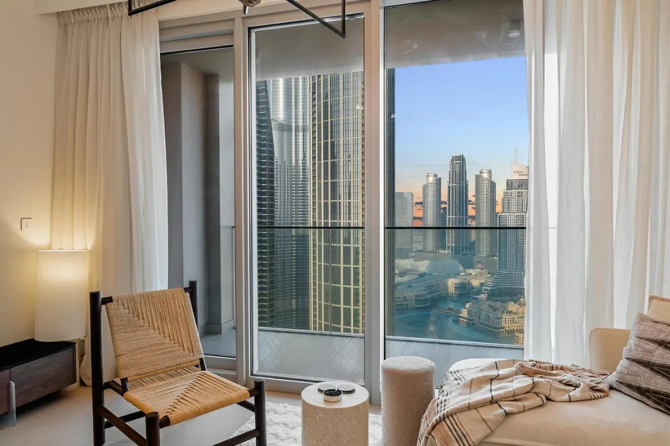 Dayf-Oli 3 Plus 1 Bedroom Stunning Full Fountain And Burj View Dubai Apartment