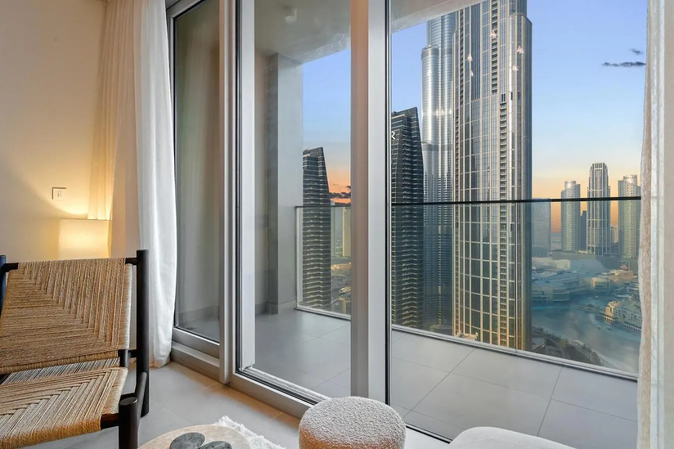 Dayf-Oli 3 Plus 1 Bedroom Stunning Full Fountain And Burj View Dubai United Arab Emirates